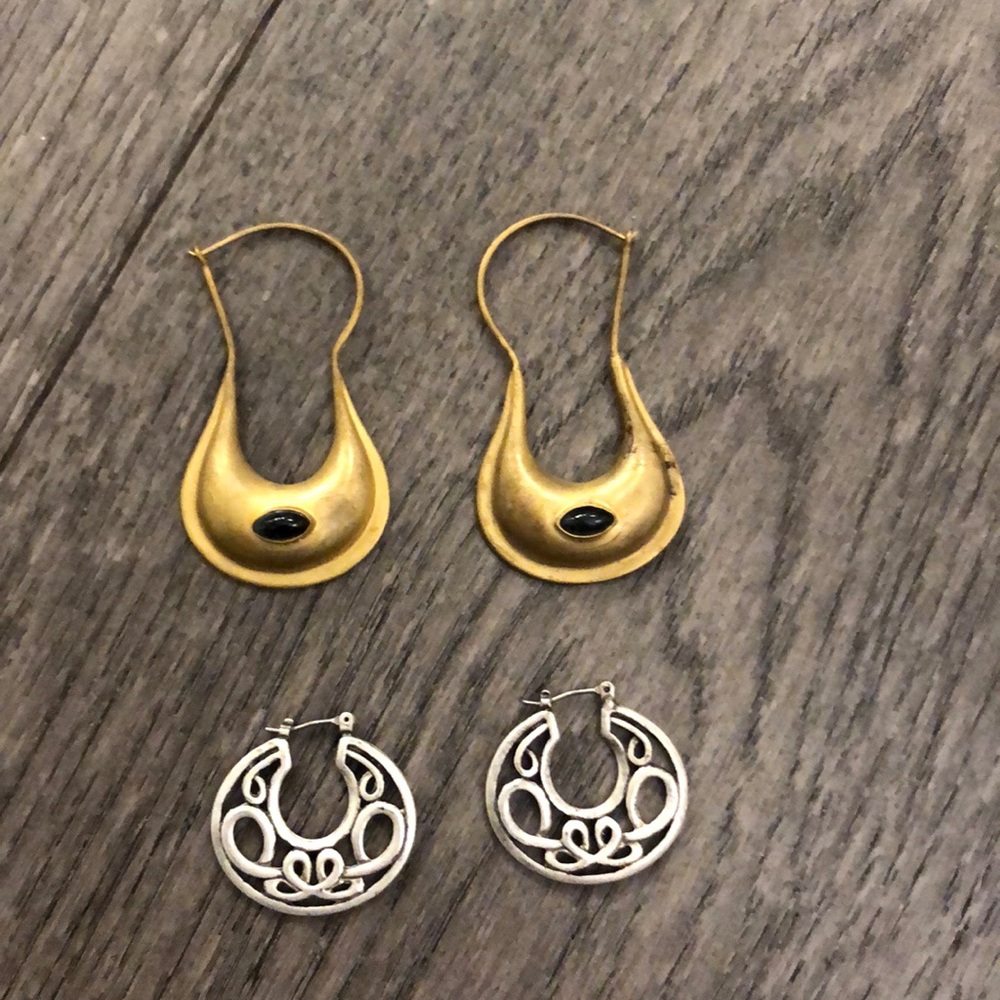 Two pairs of fashion earrings
